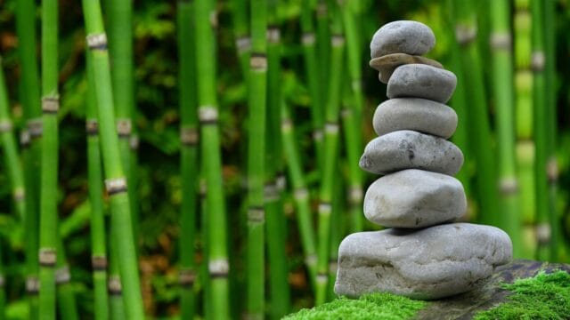stones-g8f345963b_1920 (1)